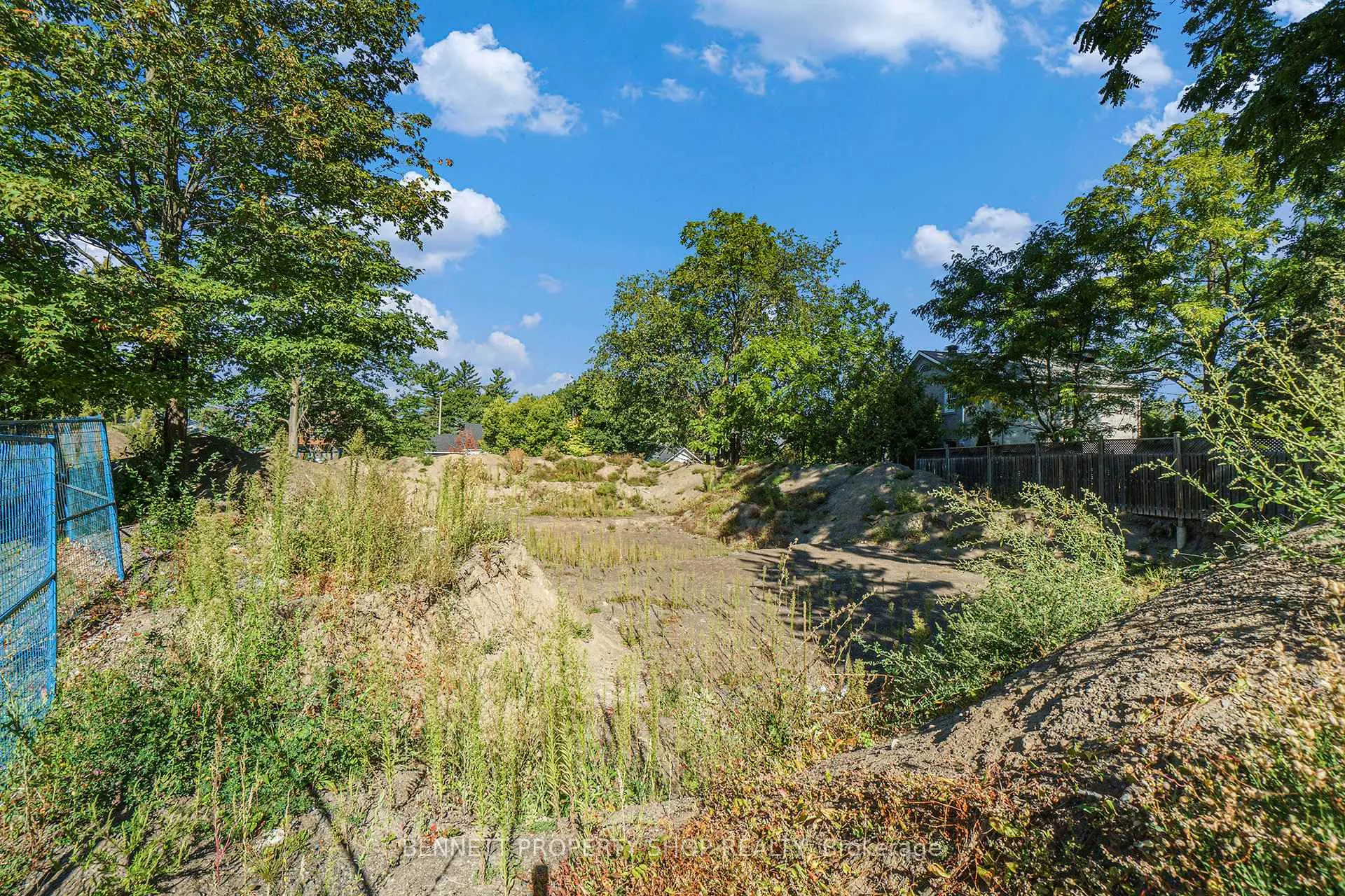 Photo 7 of 257 Cunningham Avenue, Ottawa, Alta Vista/Faircrest Heights — HOMEH