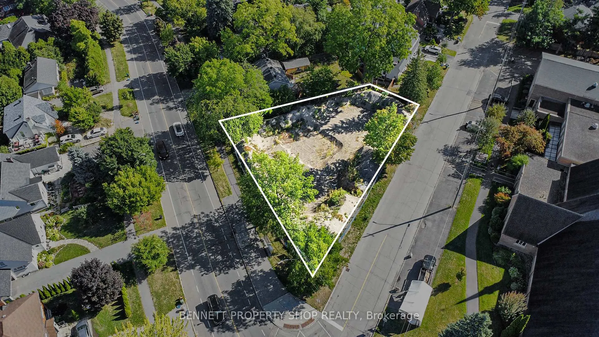 Photo 17 of 257 Cunningham Avenue, Ottawa, Alta Vista/Faircrest Heights — HOMEH