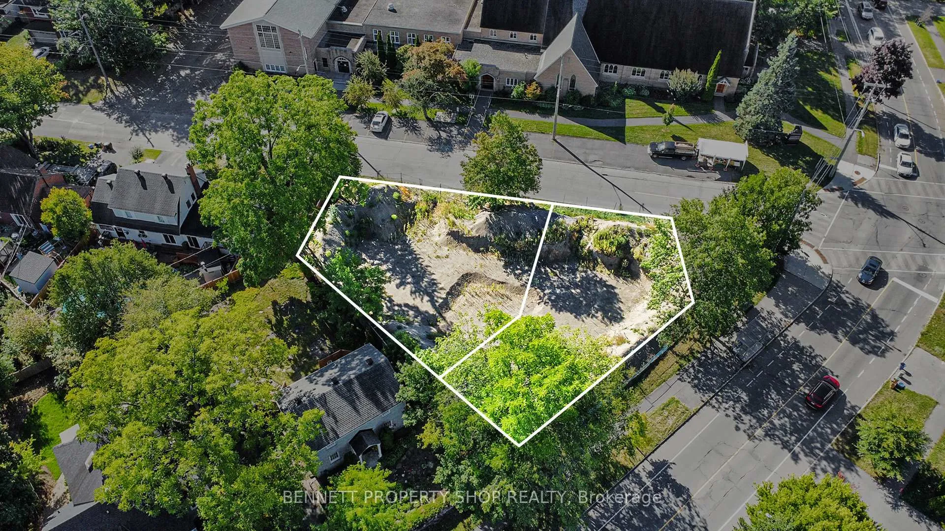 Photo 21 of 257 Cunningham Avenue, Ottawa, Alta Vista/Faircrest Heights — HOMEH