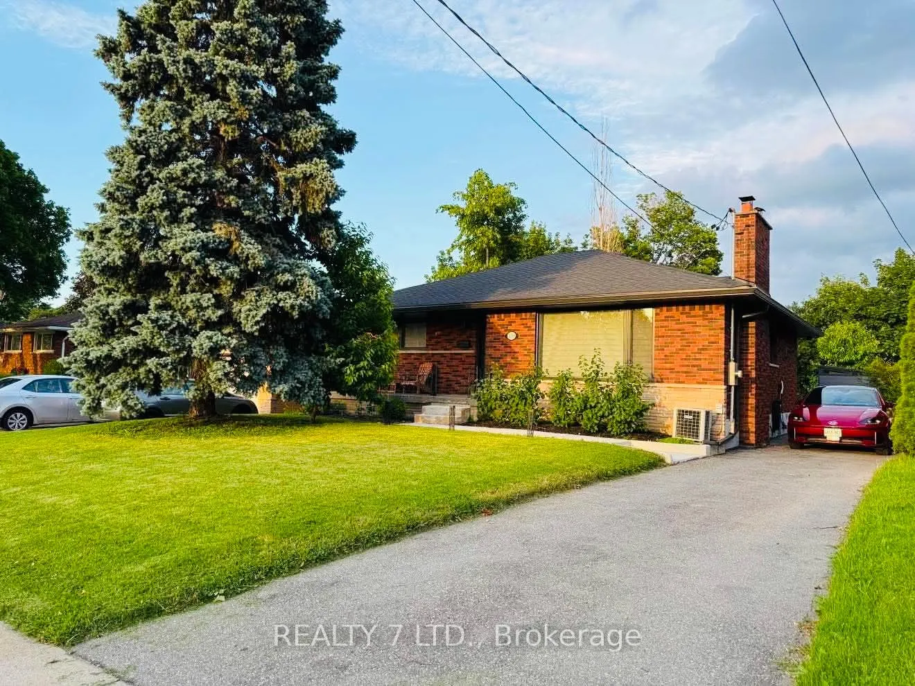 Photo 1 of 139 Sunrise Drive, Hamilton, Greenford — HOMEH