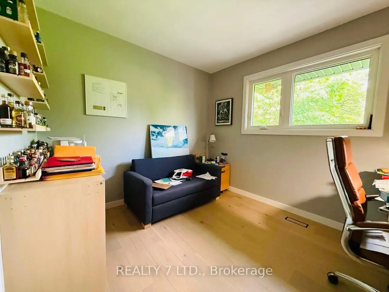 Photo 5 of 139 Sunrise Drive, Hamilton, Greenford — HOMEH