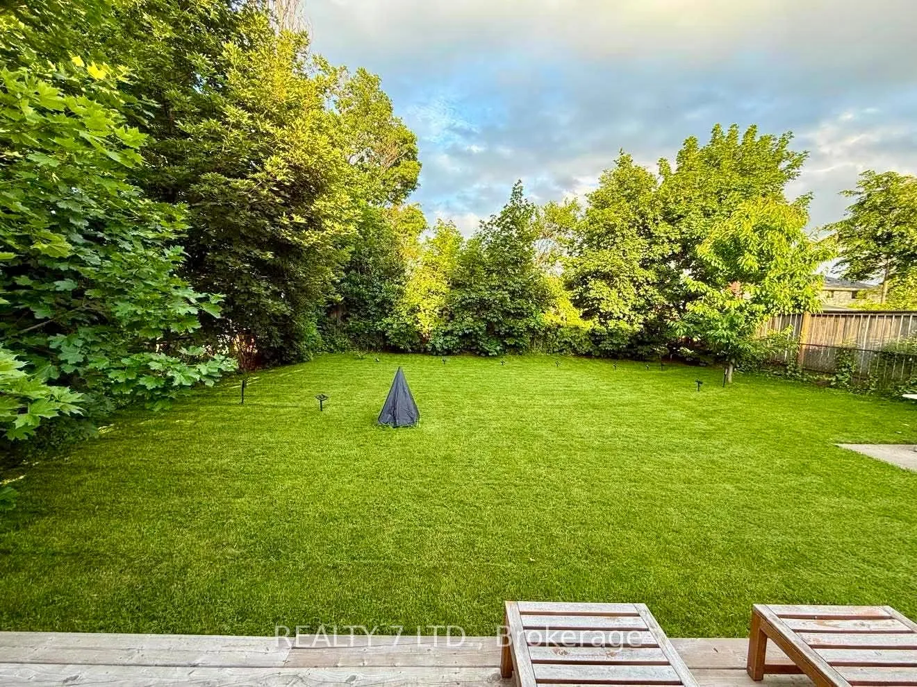 Photo 16 of 139 Sunrise Drive, Hamilton, Greenford — HOMEH