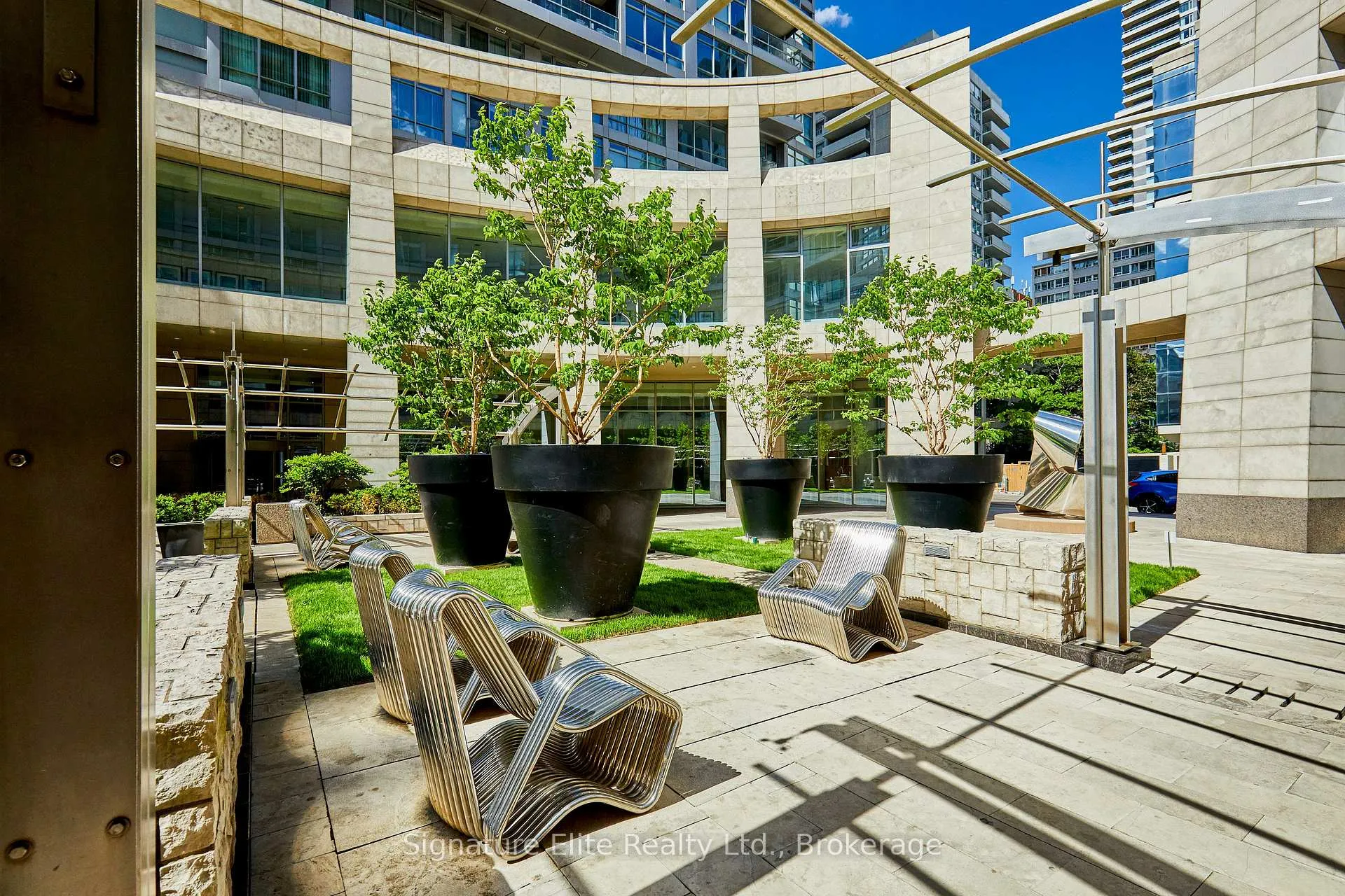 Photo 30 of Unit 3209, 2191 Yonge Street, Toronto, Mount Pleasant West — HOMEH