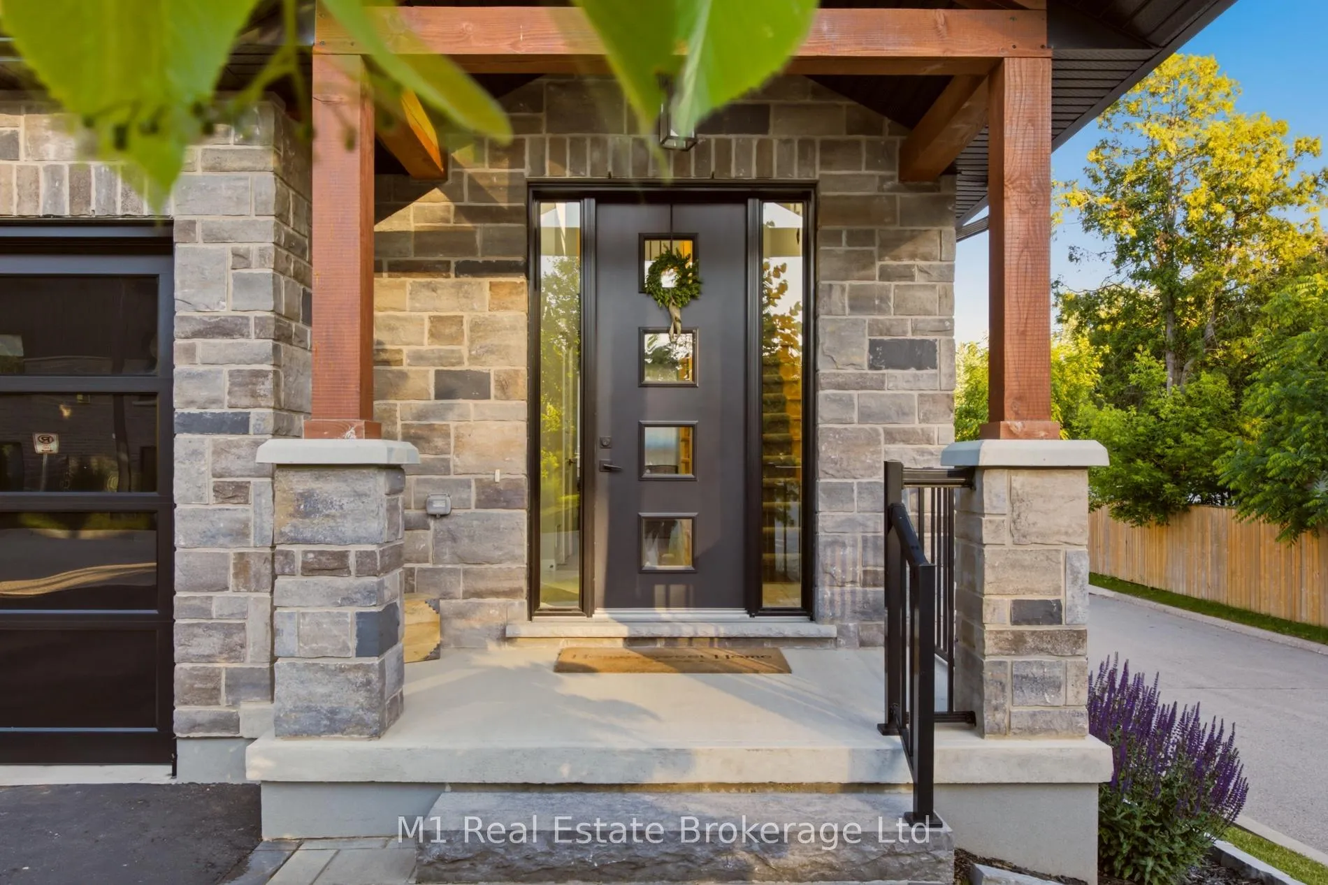 Photo 39 of 25 Creekside Terrace, Centre Wellington, Fergus — HOMEH