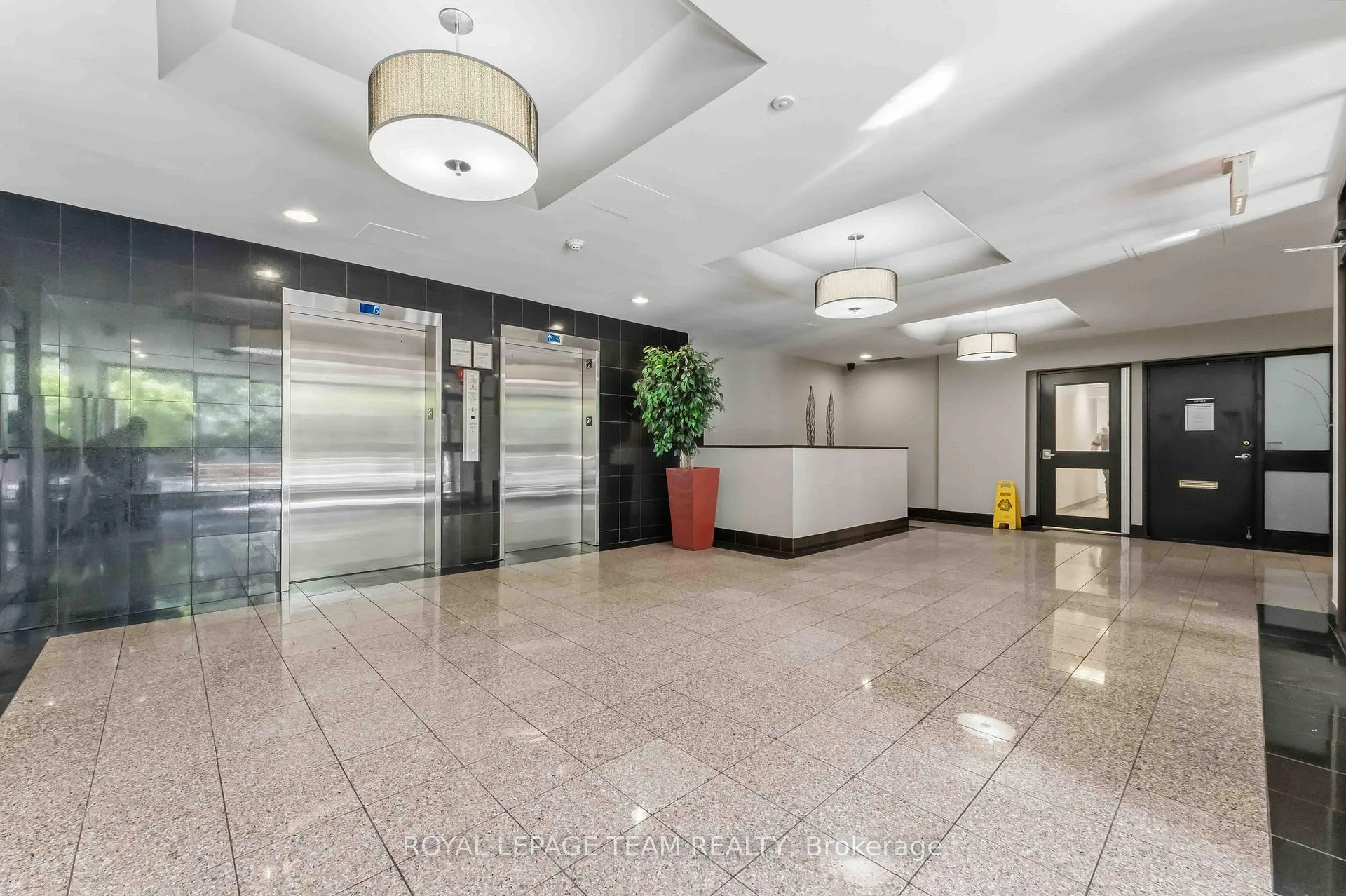 Photo 4 of Unit 203, 110 Forward Avenue, Ottawa, Mechanicsville — HOMEH