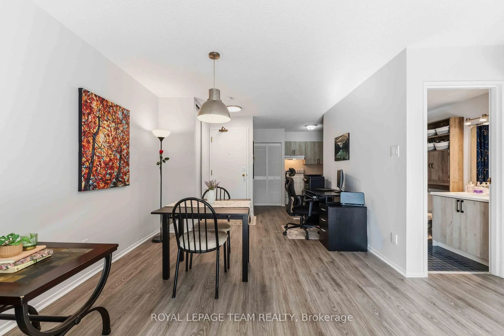 Photo 15 of Unit 203, 110 Forward Avenue, Ottawa, Mechanicsville — HOMEH