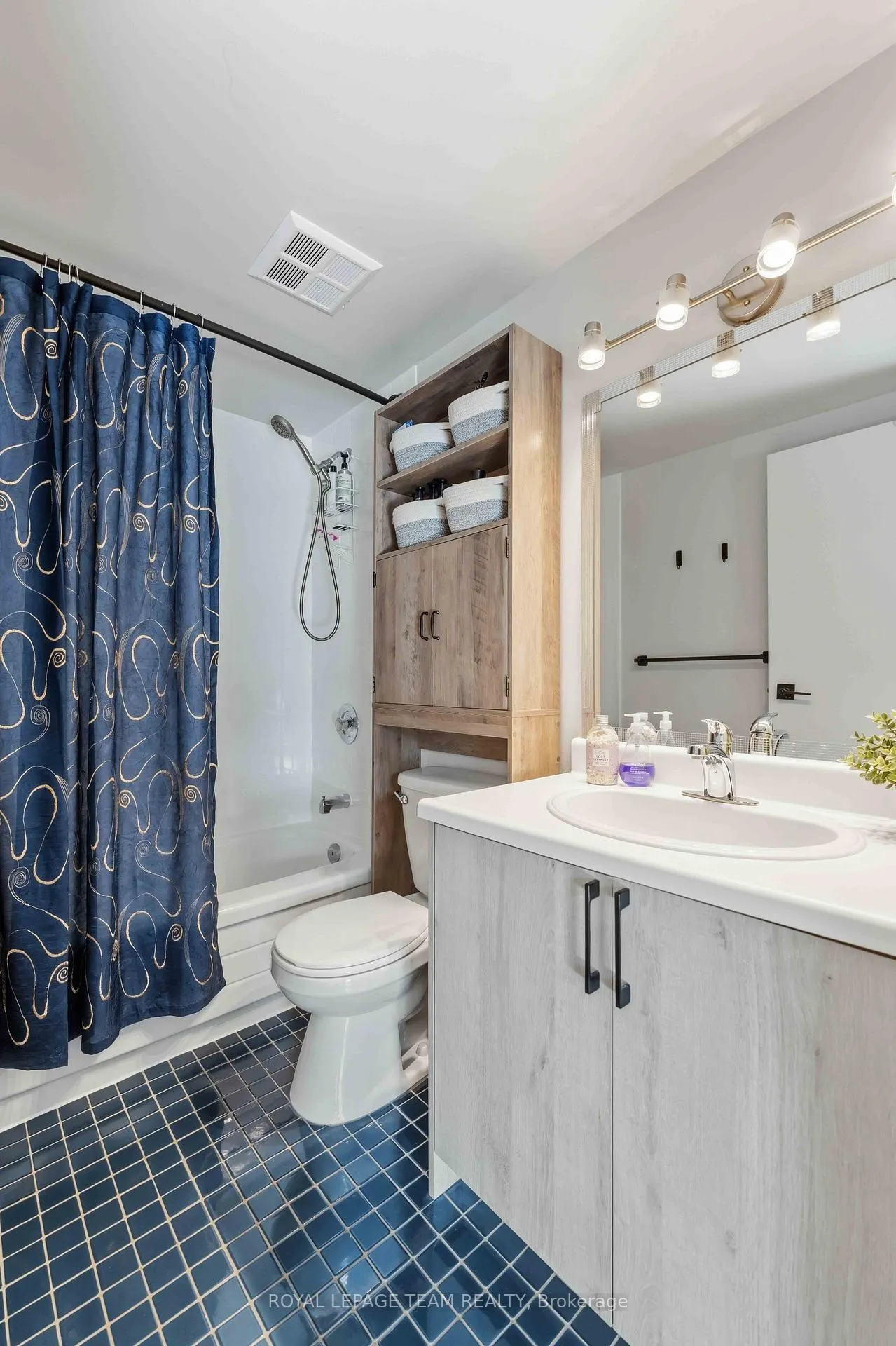 Photo 18 of Unit 203, 110 Forward Avenue, Ottawa, Mechanicsville — HOMEH