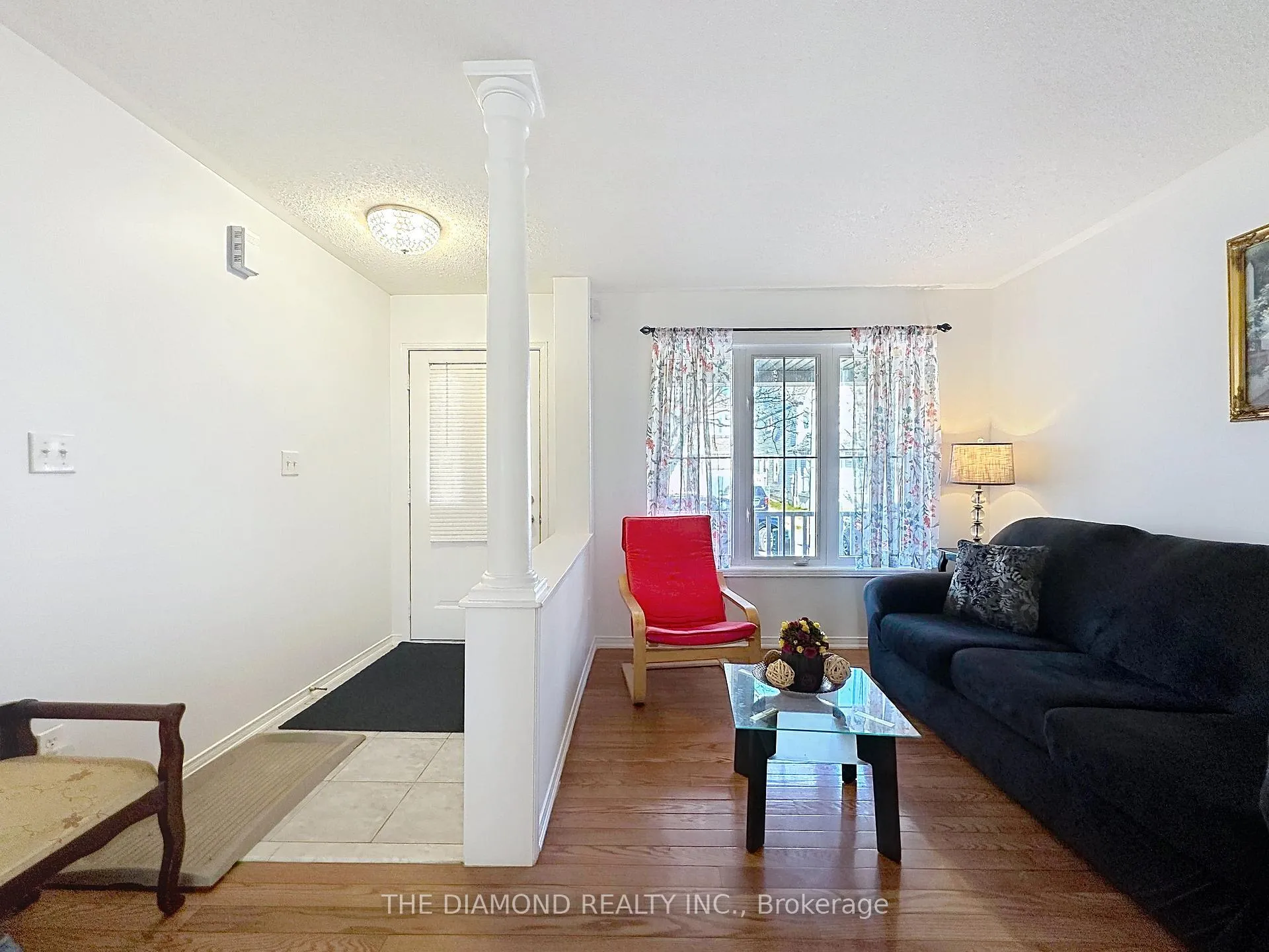 Photo 7 of 32 Marriner Crescent, Ajax, Northeast Ajax — HOMEH