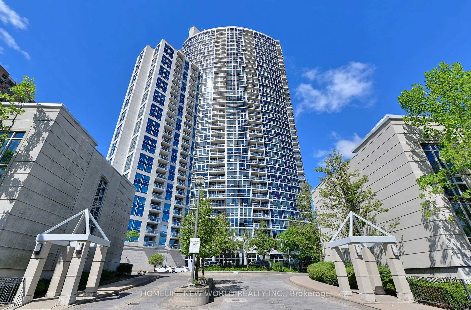 Front of Unit 1105, 83 Borough Drive