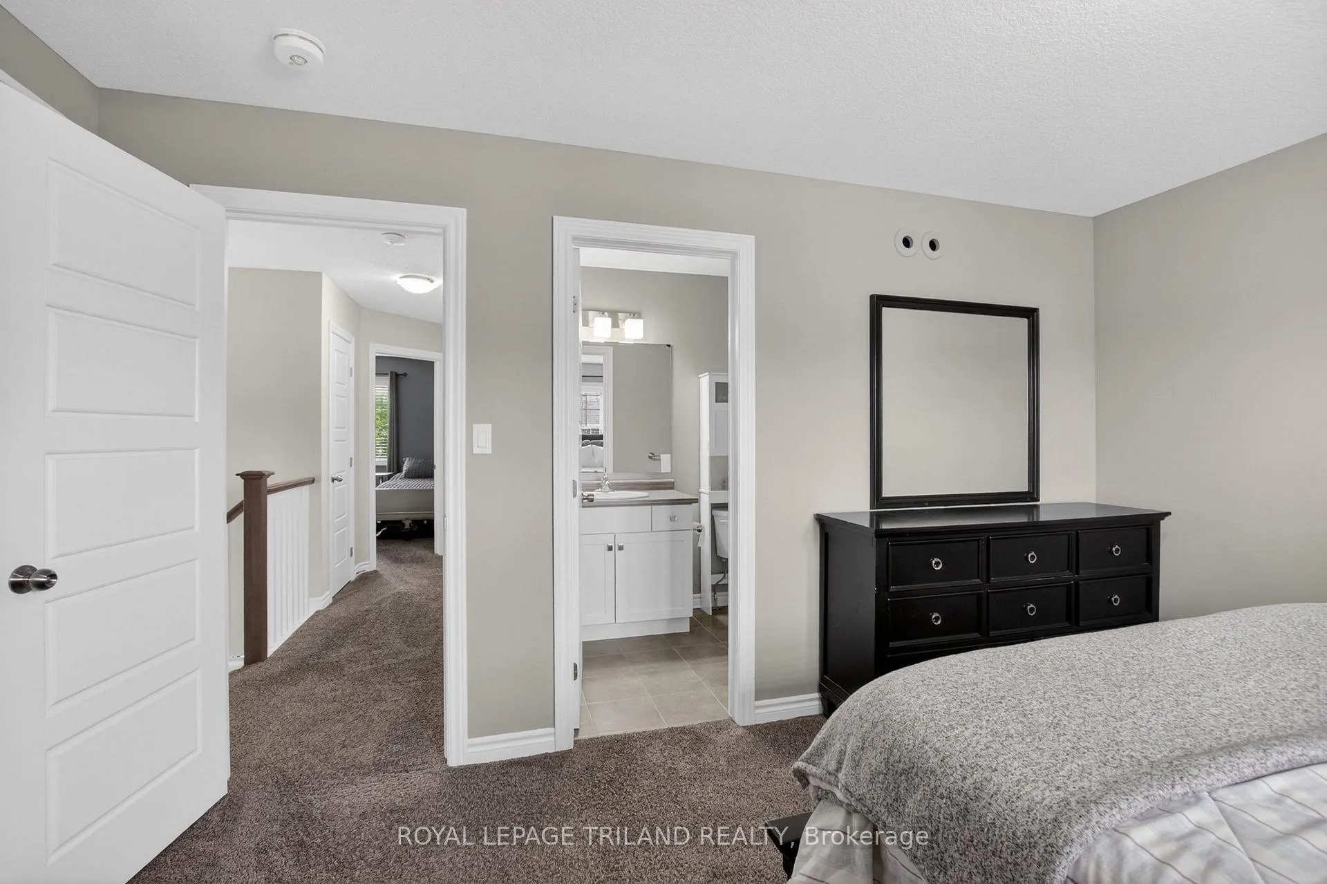 Photo 20 of 17 Bridle Path, St. Thomas — HOMEH