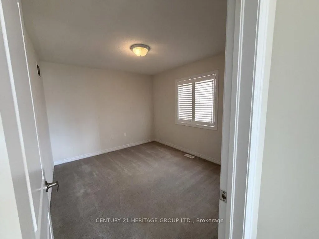 Photo 11 of 1449 Farrow Crescent, Innisfil, Alcona — HOMEH