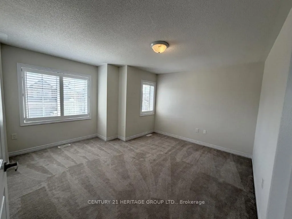 Photo 14 of 1449 Farrow Crescent, Innisfil, Alcona — HOMEH