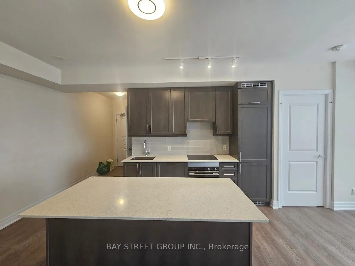Photo 11 of Unit 2009, 9075 Jane Street, Vaughan, Concord — HOMEH