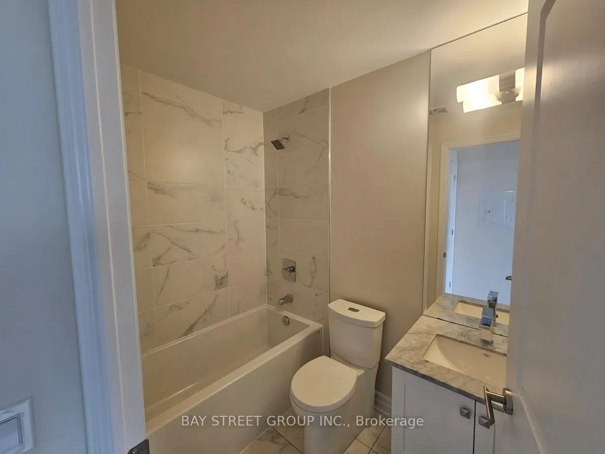 Photo 13 of Unit 2009, 9075 Jane Street, Vaughan, Concord — HOMEH