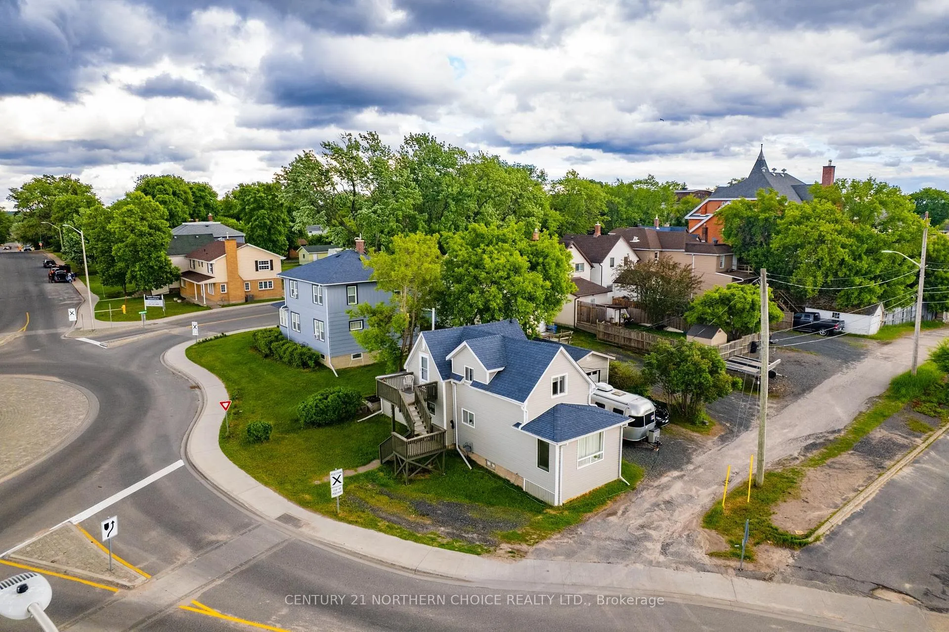 Photo 1 of 415 First Street South, Kenora, Downtown — HOMEH