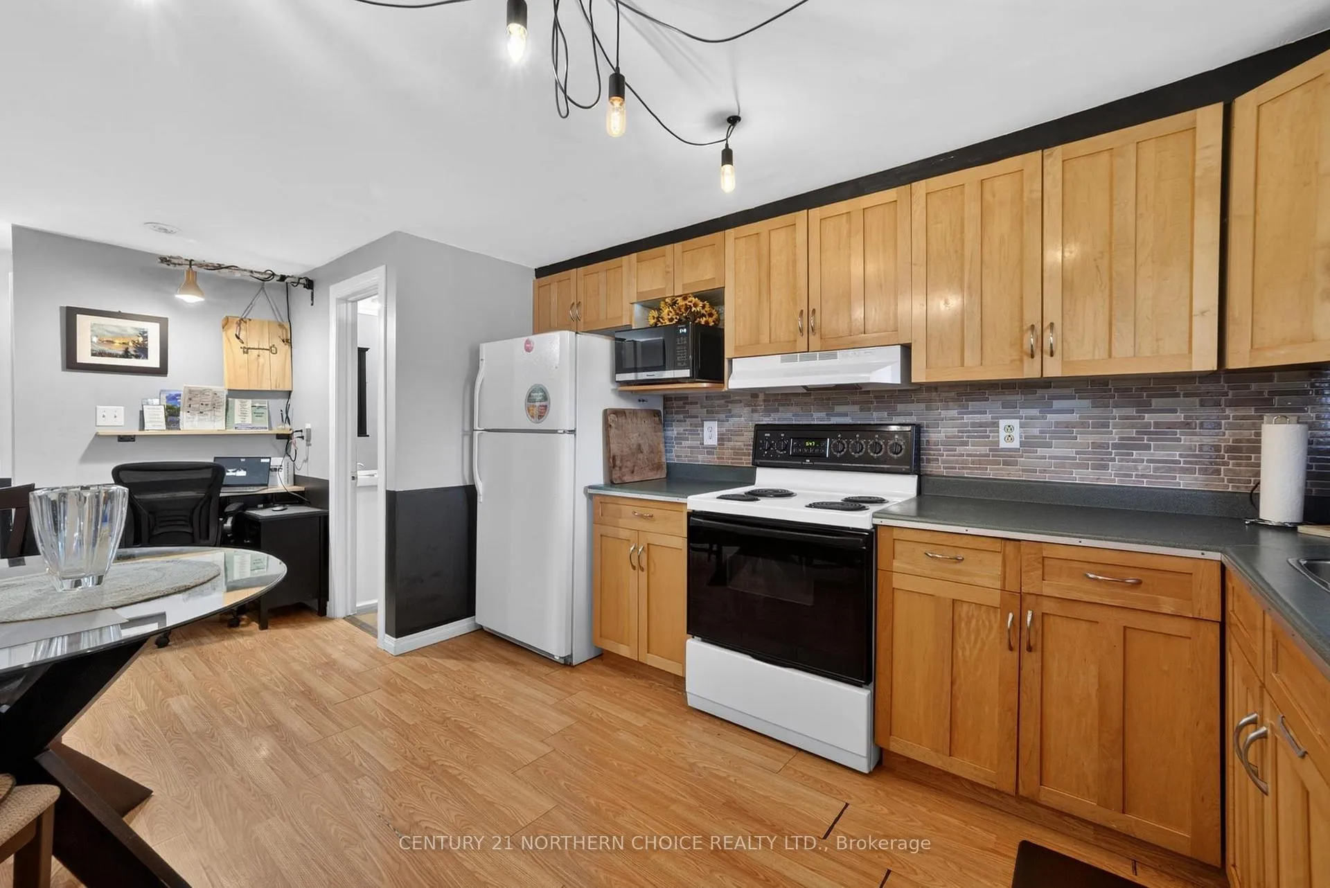 Photo 13 of 415 First Street South, Kenora, Downtown — HOMEH