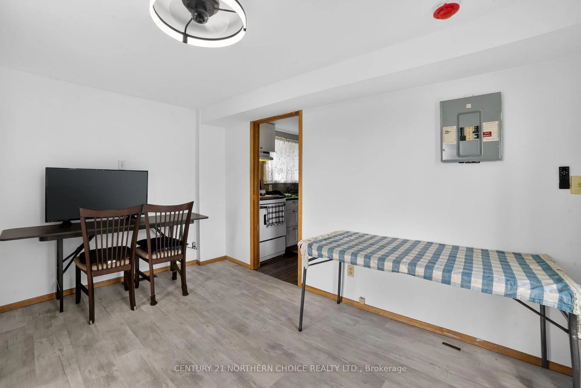 Photo 31 of 415 First Street South, Kenora, Downtown — HOMEH