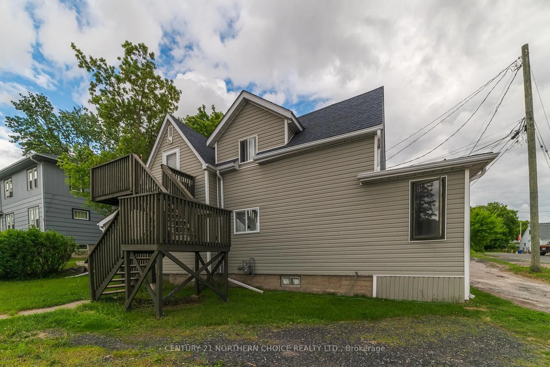 Photo 39 of 415 First Street South, Kenora, Downtown — HOMEH