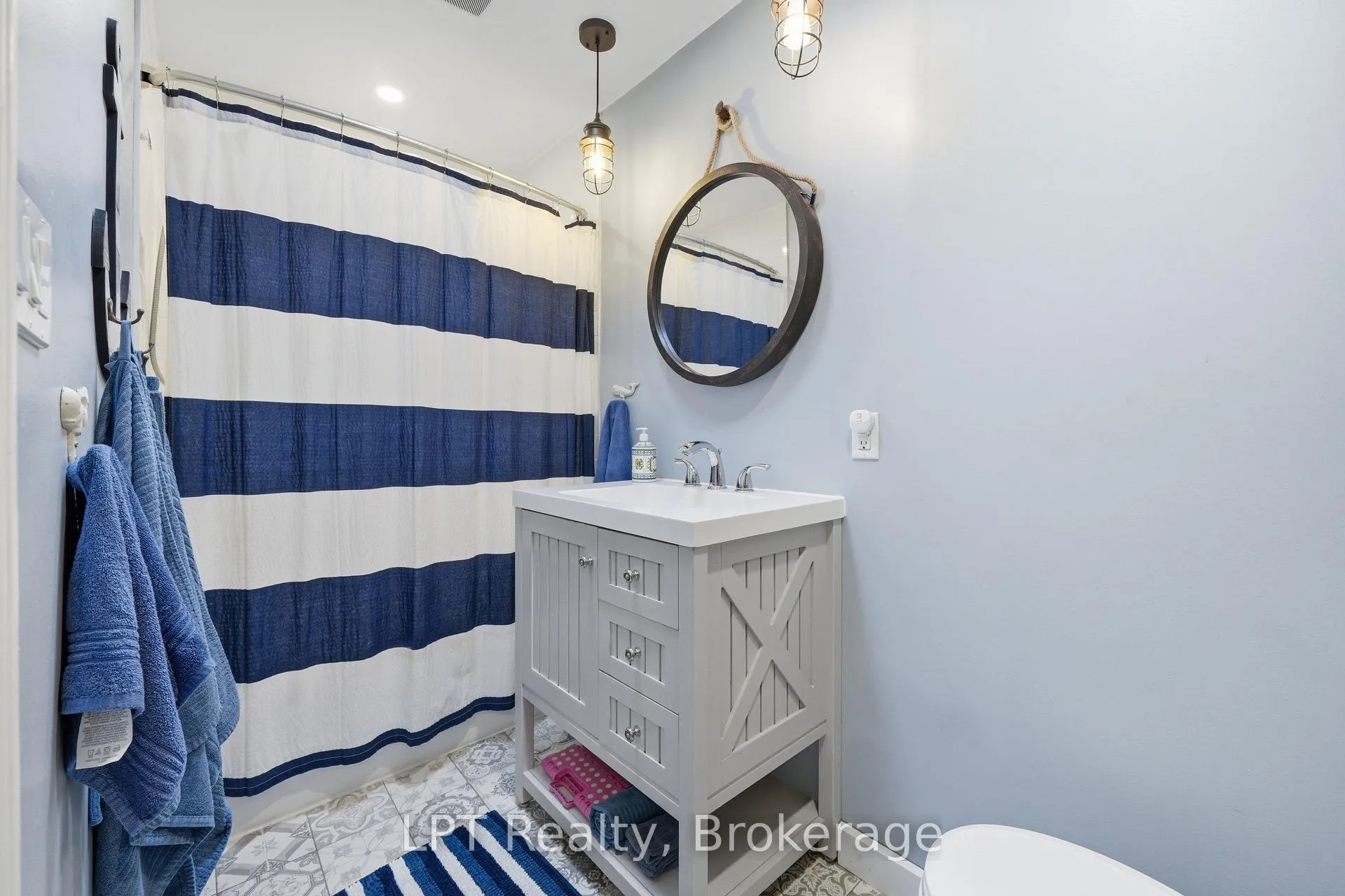 Photo 18 of 34 Captains Drive, Prince Edward County, North Marysburg Ward — HOMEH
