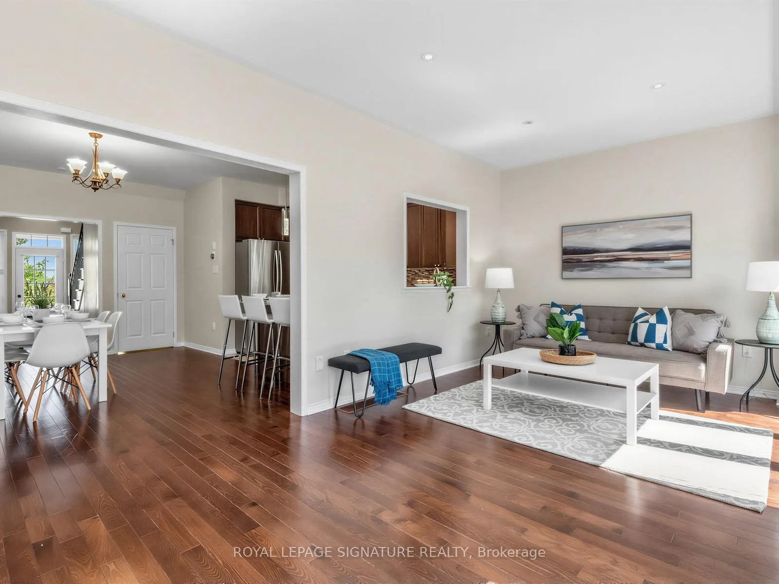Photo 12 of 32 Clarepark Court, Ajax, Central East — HOMEH