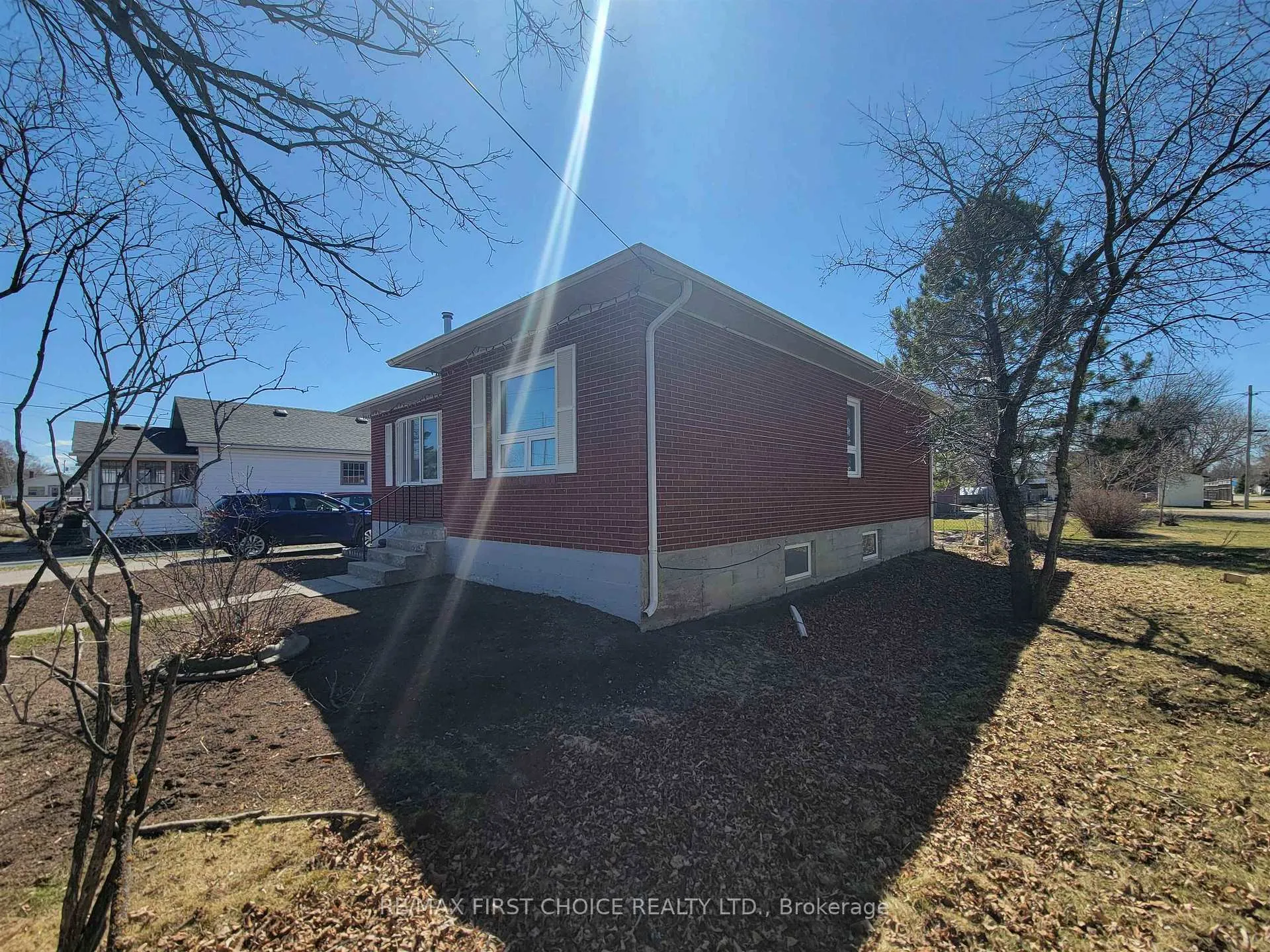 Photo 19 of 813 Phair Ave, Fort Frances — HOMEH