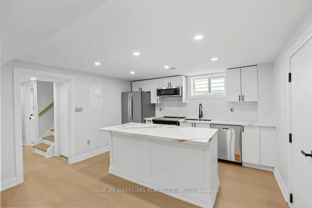 Photo 2 of Unit Lower, 855 Garth Street, Hamilton, Buchanan — HOMEH