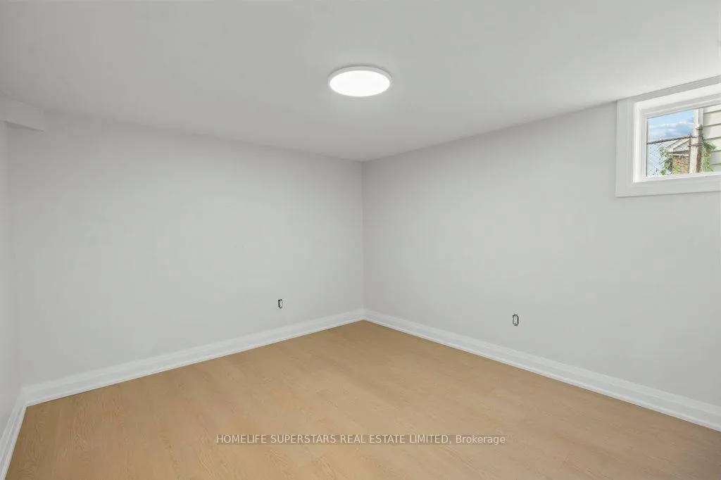 Photo 9 of Unit Lower, 855 Garth Street, Hamilton, Buchanan — HOMEH