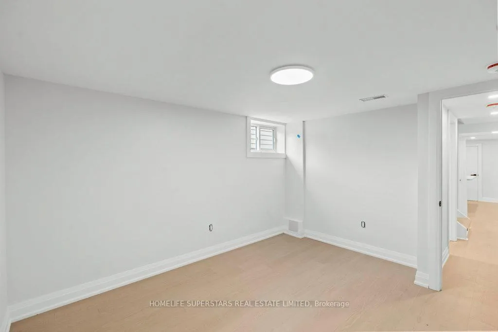 Photo 10 of Unit Lower, 855 Garth Street, Hamilton, Buchanan — HOMEH