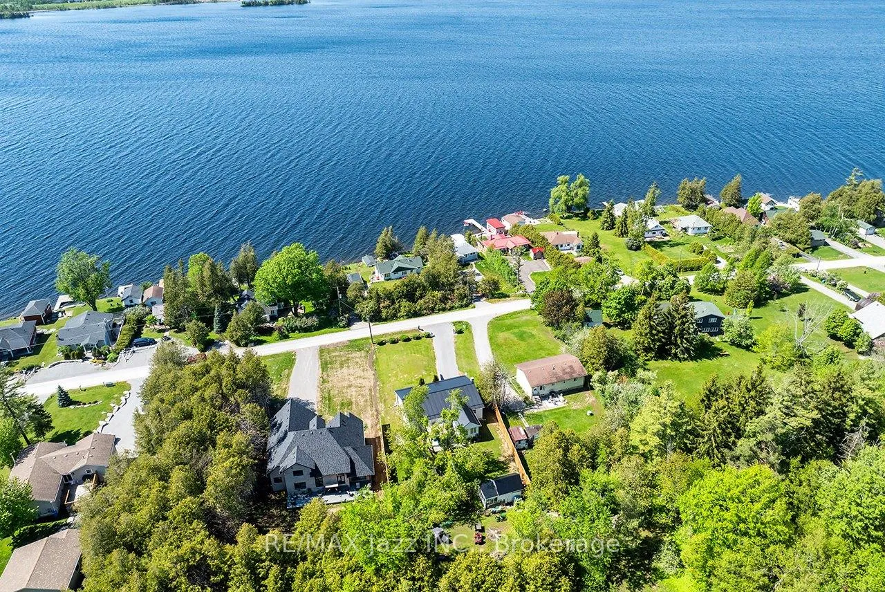 Photo 2 of 835 Cedar Glen Road, Kawartha Lakes, Verulam — HOMEH