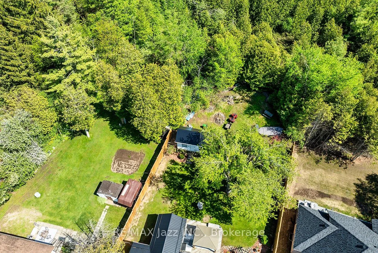 Photo 7 of 835 Cedar Glen Road, Kawartha Lakes, Verulam — HOMEH