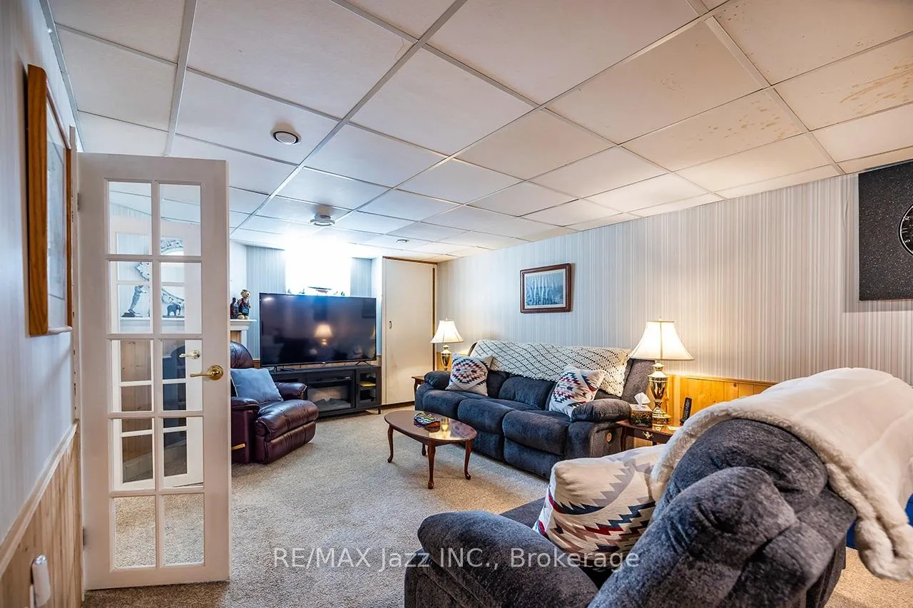 Photo 28 of 835 Cedar Glen Road, Kawartha Lakes, Verulam — HOMEH