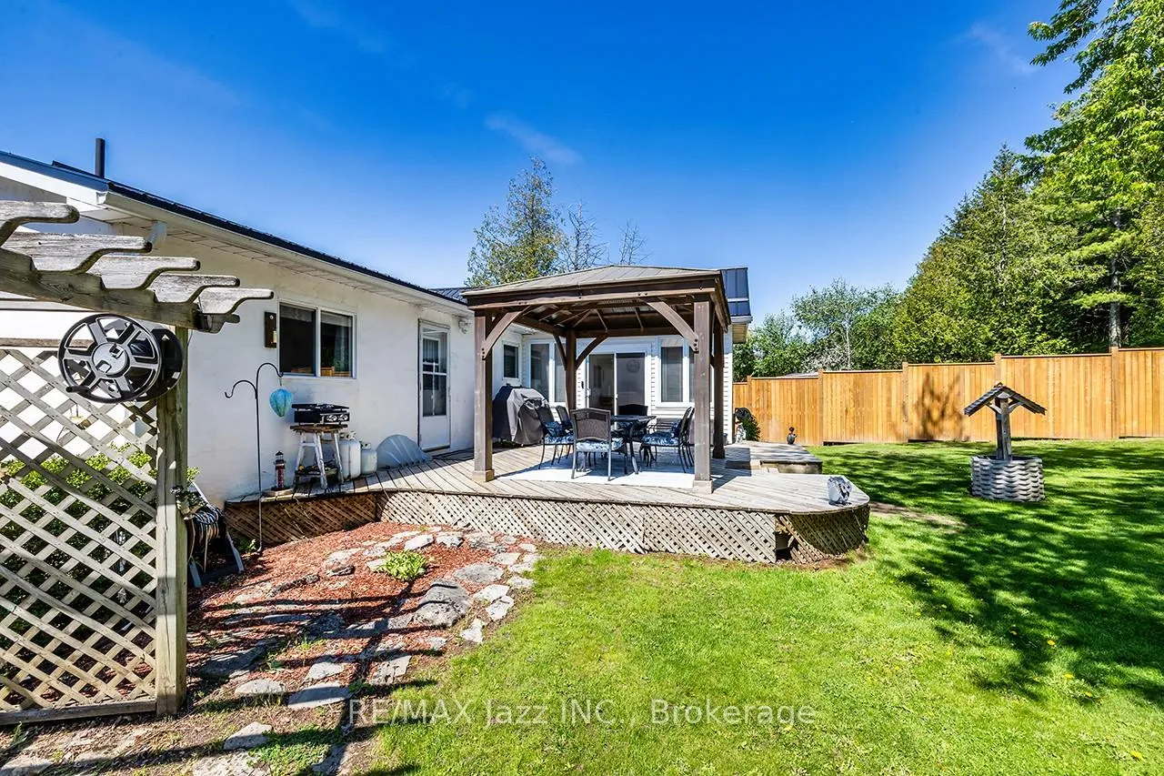 Photo 33 of 835 Cedar Glen Road, Kawartha Lakes, Verulam — HOMEH