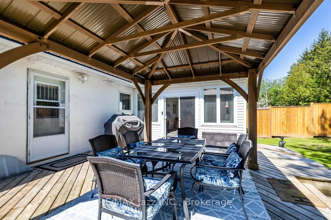 Photo 34 of 835 Cedar Glen Road, Kawartha Lakes, Verulam — HOMEH