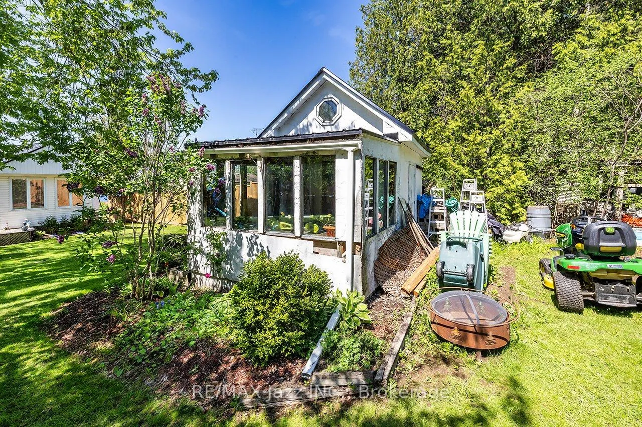 Photo 42 of 835 Cedar Glen Road, Kawartha Lakes, Verulam — HOMEH