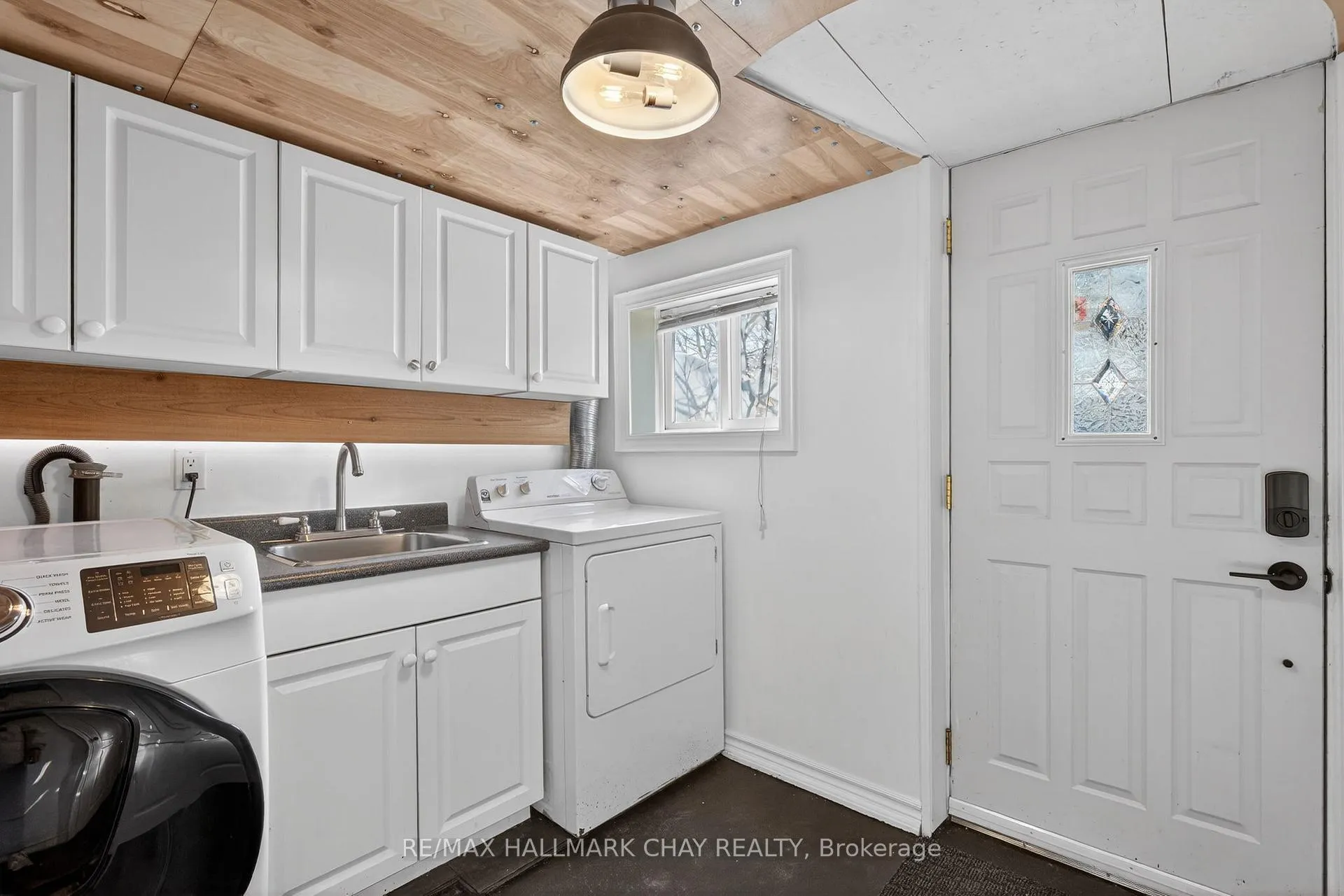 Photo 3 of Unit Lower, 45 Caledonia Road, Toronto, Corso Italia-Davenport — HOMEH