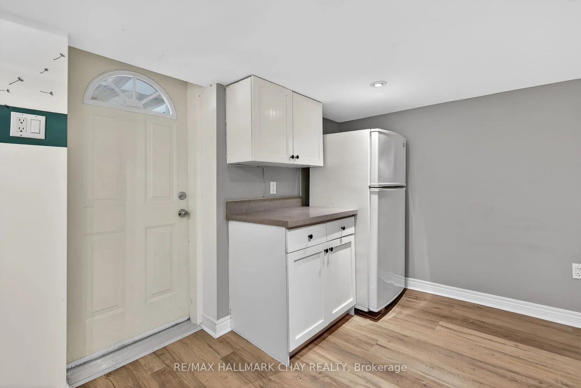 Photo 7 of Unit Lower, 45 Caledonia Road, Toronto, Corso Italia-Davenport — HOMEH