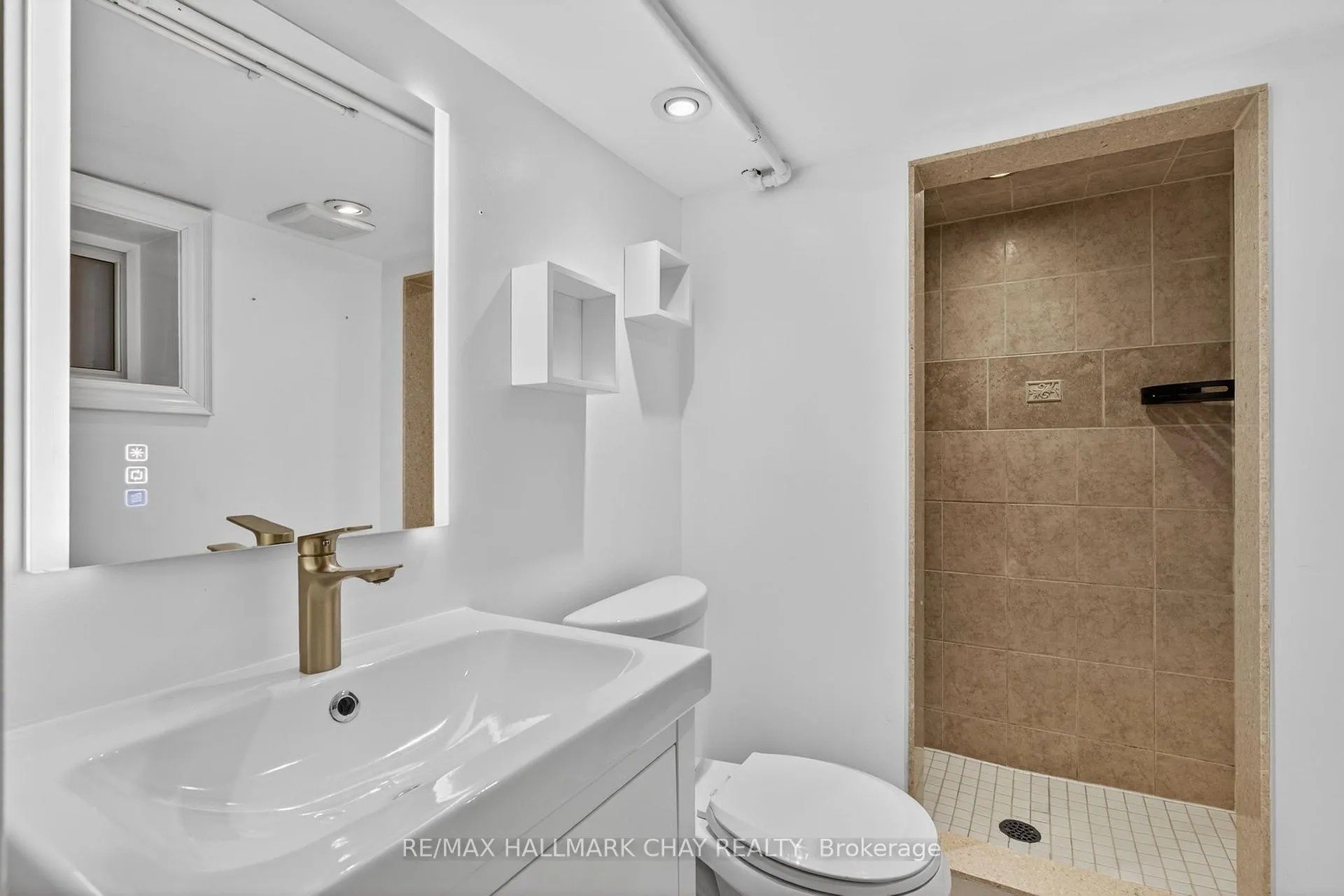 Photo 14 of Unit Lower, 45 Caledonia Road, Toronto, Corso Italia-Davenport — HOMEH