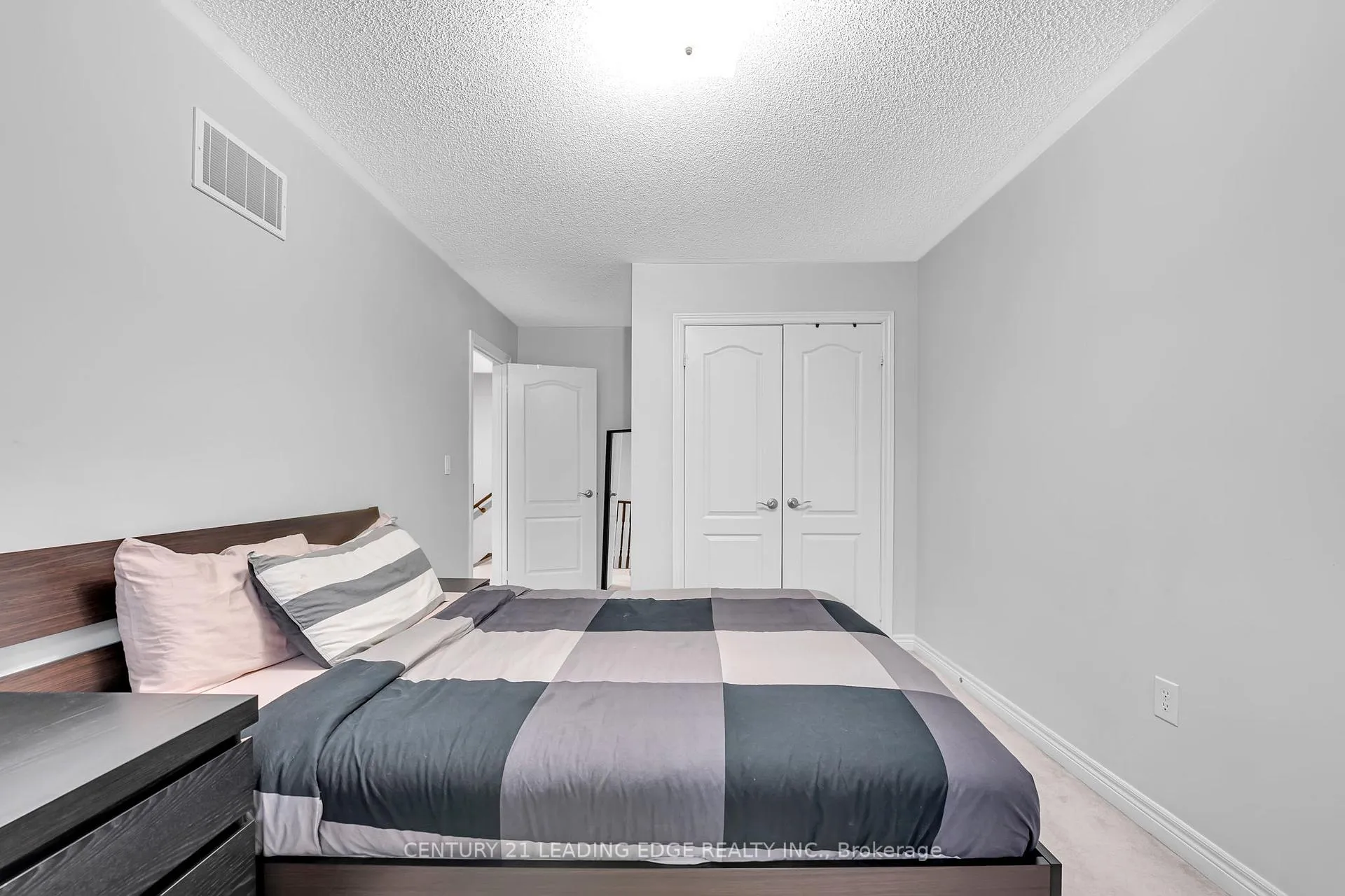 Photo 31 of 1727 Carousel Drive, Pickering, Duffin Heights — HOMEH