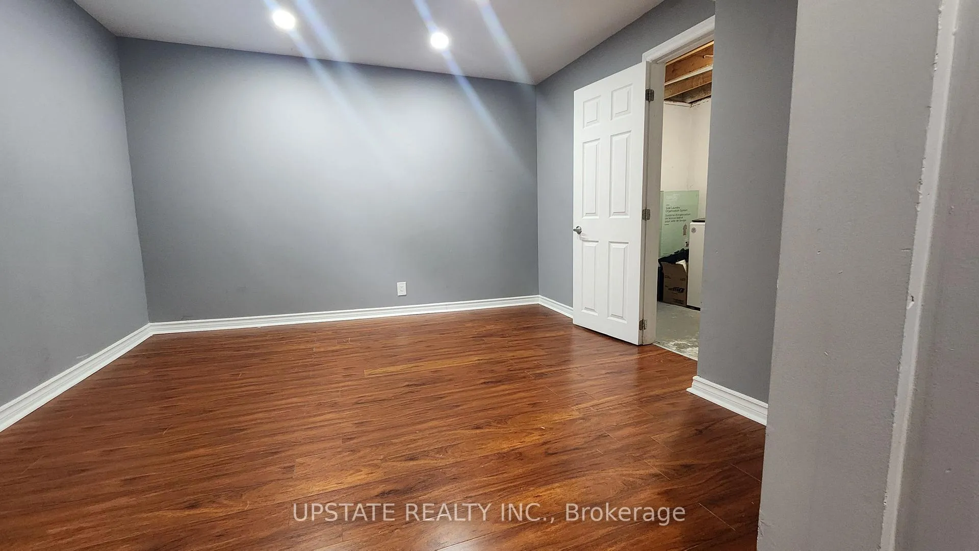 Photo 17 of 217 Kingswood Drive, Brampton, Brampton North — HOMEH