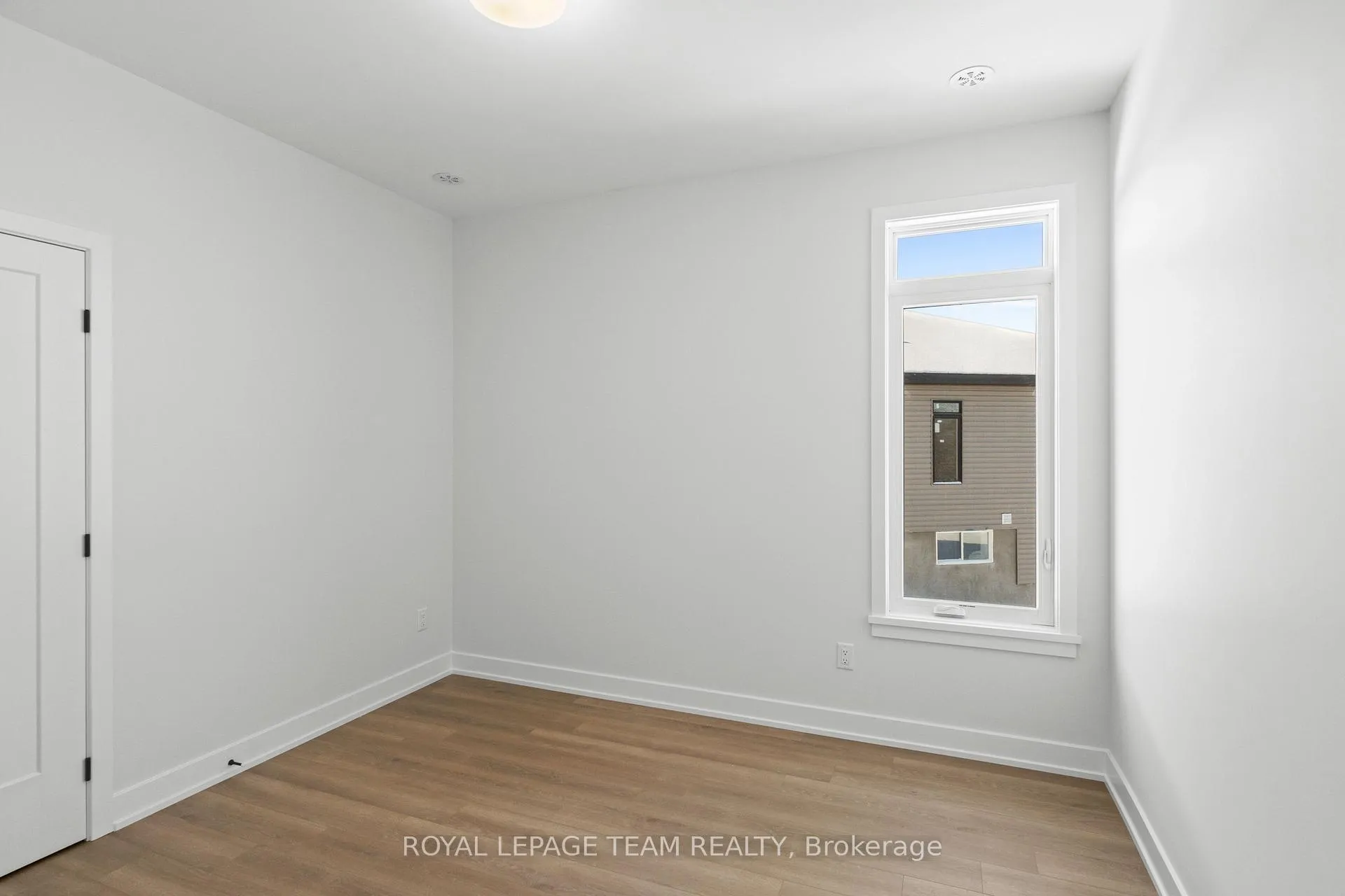Photo 24 of Unit 2, 1128 Moore Street, Brockville, Brockville — HOMEH