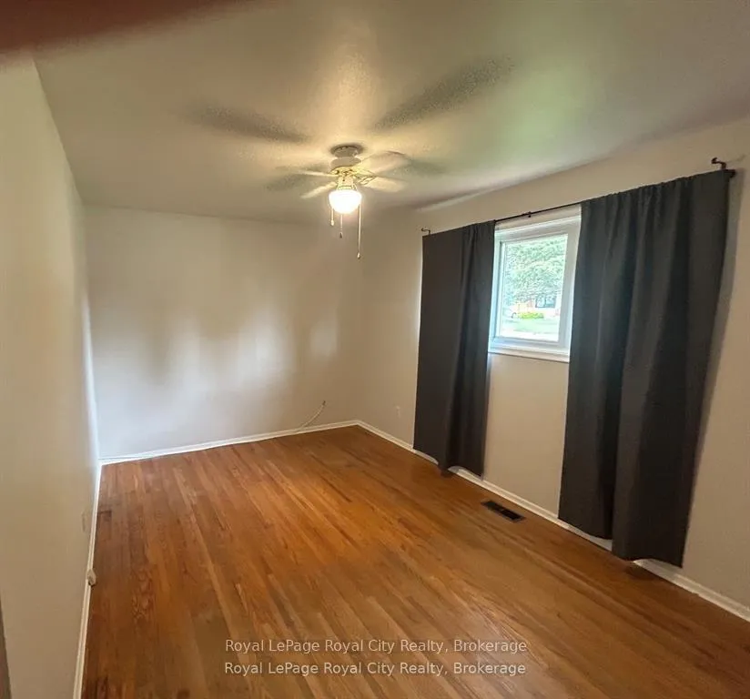Photo 6 of Unit Main Floor, 6 Montgomery Street, Guelph, Victoria North — HOMEH
