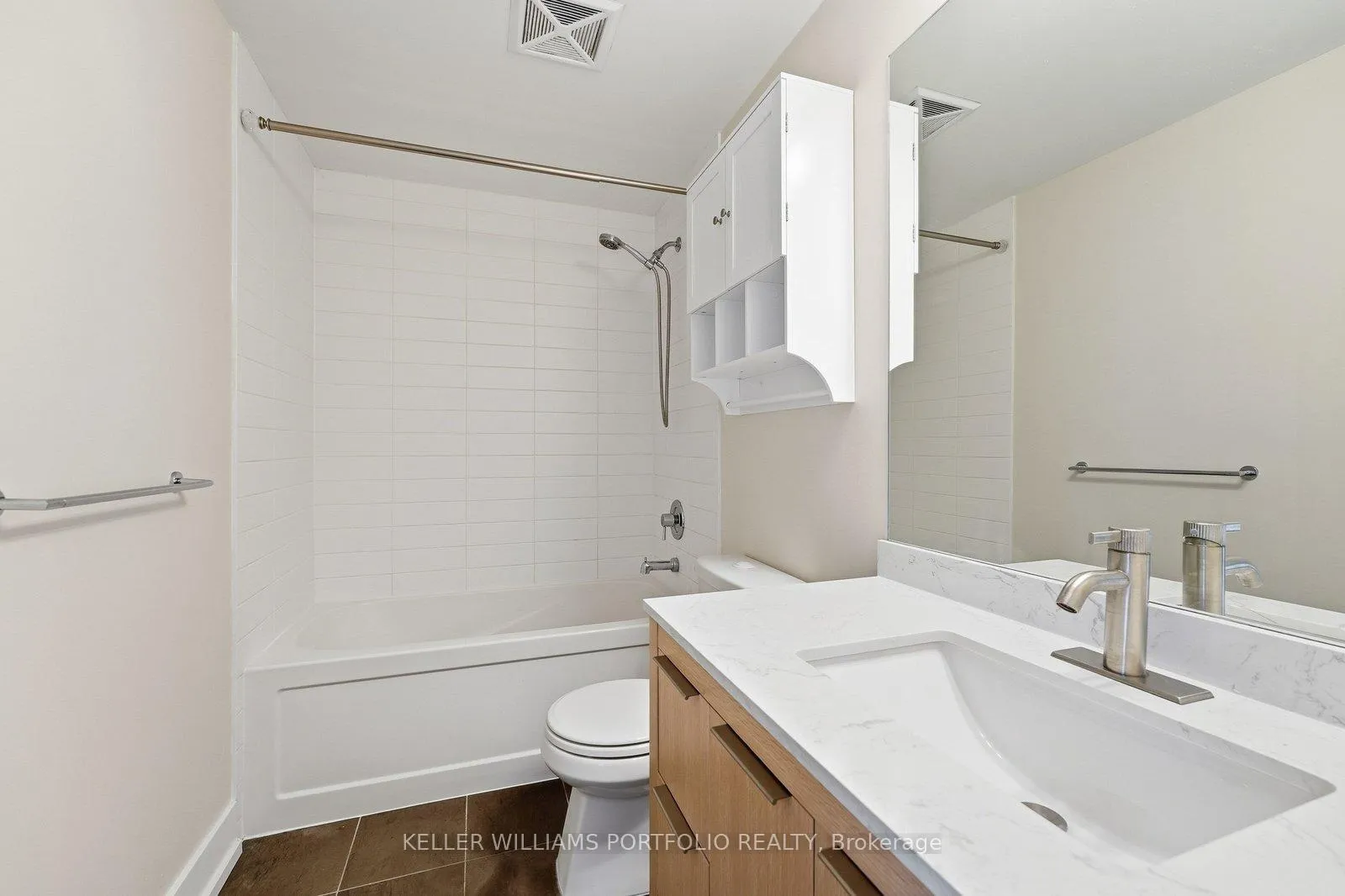 Photo 18 of Unit 524, 10 Park Lawn Road, Etobicoke, Mimico — HOMEH