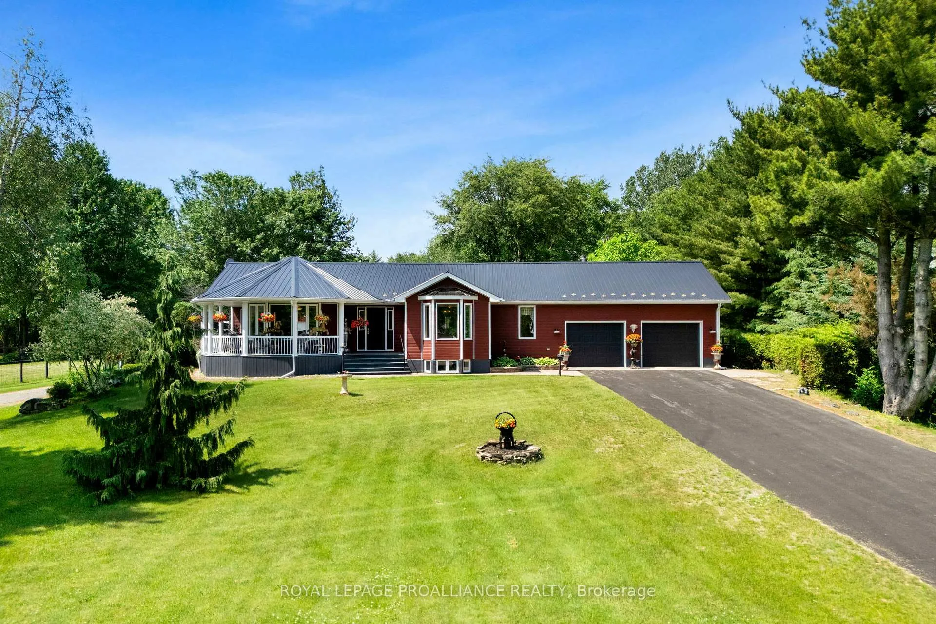 Photo 1 of 2030 County Rd 44, Edwardsburgh/Cardinal, Edwardsburgh/Cardinal Twp — HOMEH
