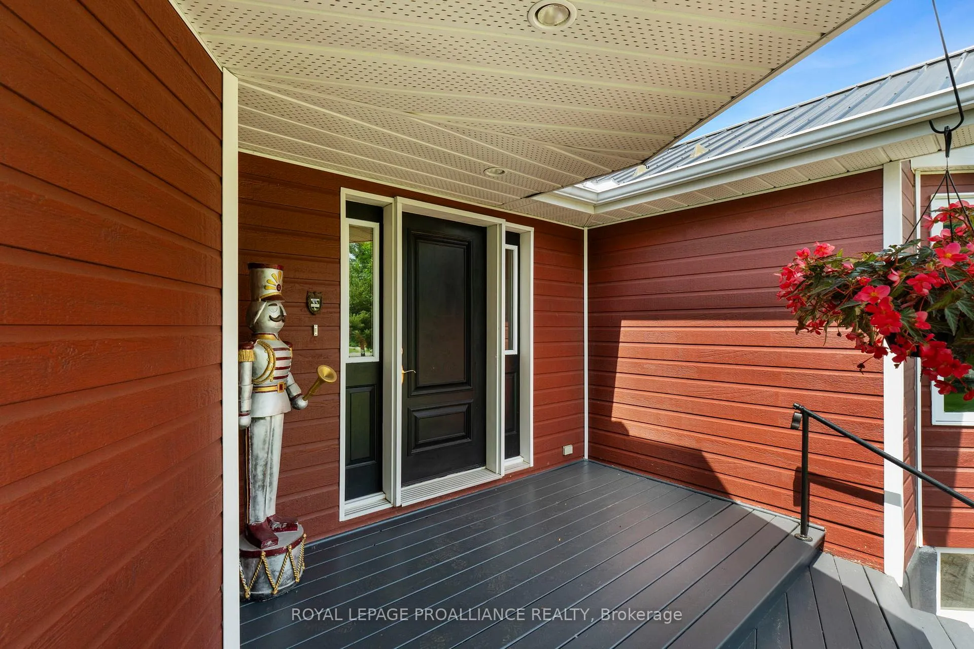 Photo 3 of 2030 County Rd 44, Edwardsburgh/Cardinal, Edwardsburgh/Cardinal Twp — HOMEH