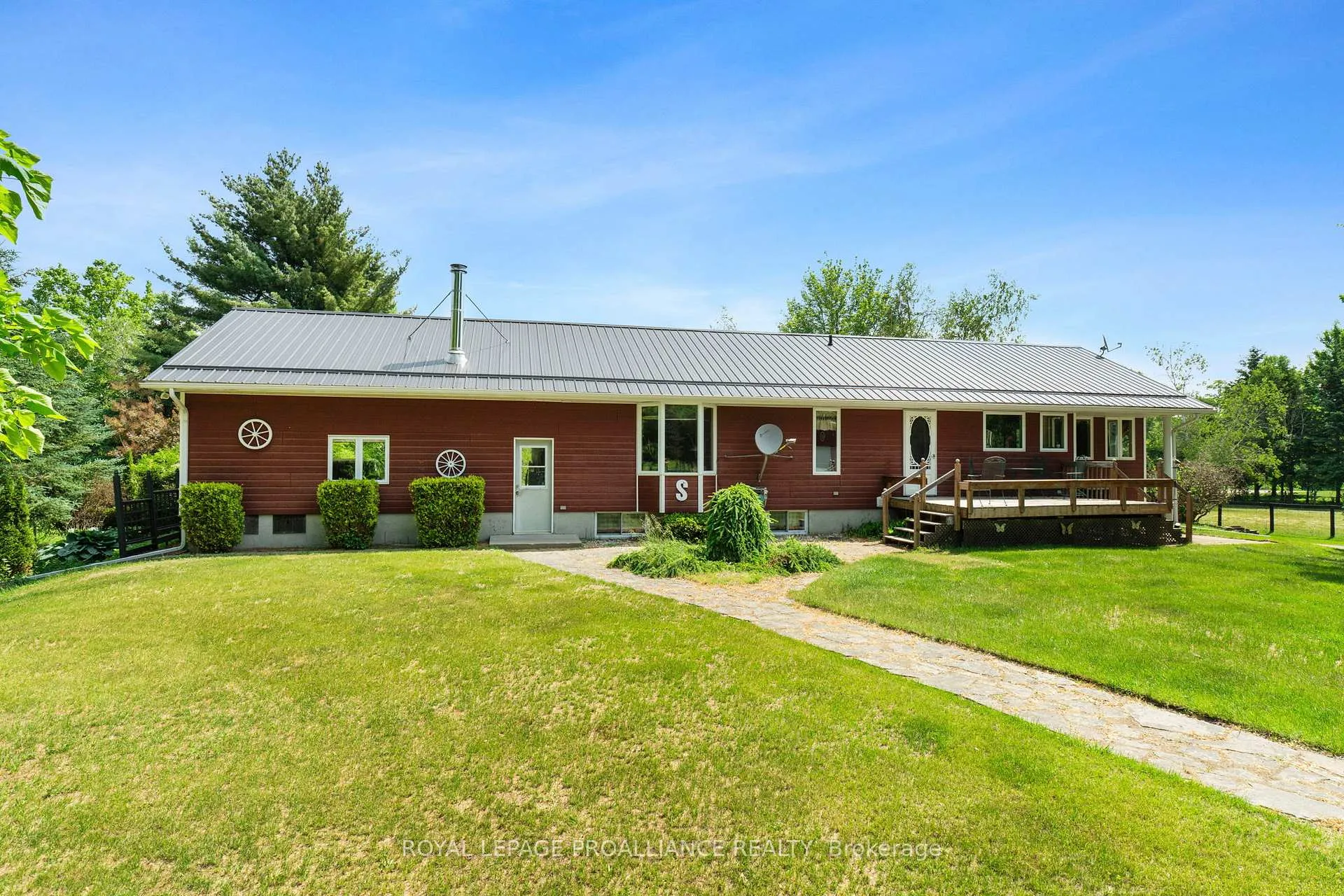 Photo 43 of 2030 County Rd 44, Edwardsburgh/Cardinal, Edwardsburgh/Cardinal Twp — HOMEH