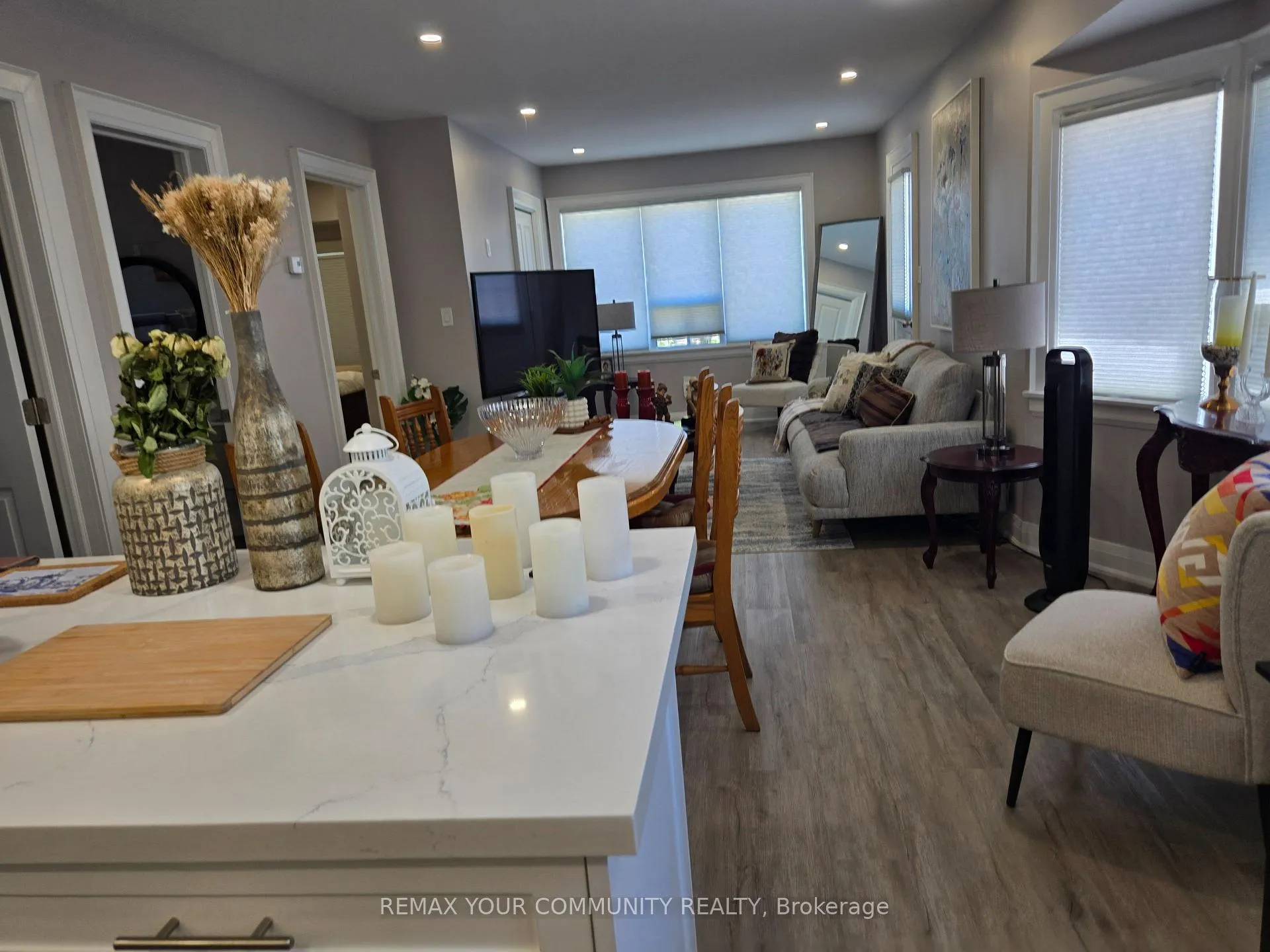 Photo 9 of 19 Ormonde Avenue, St. Catharines, Facer — HOMEH