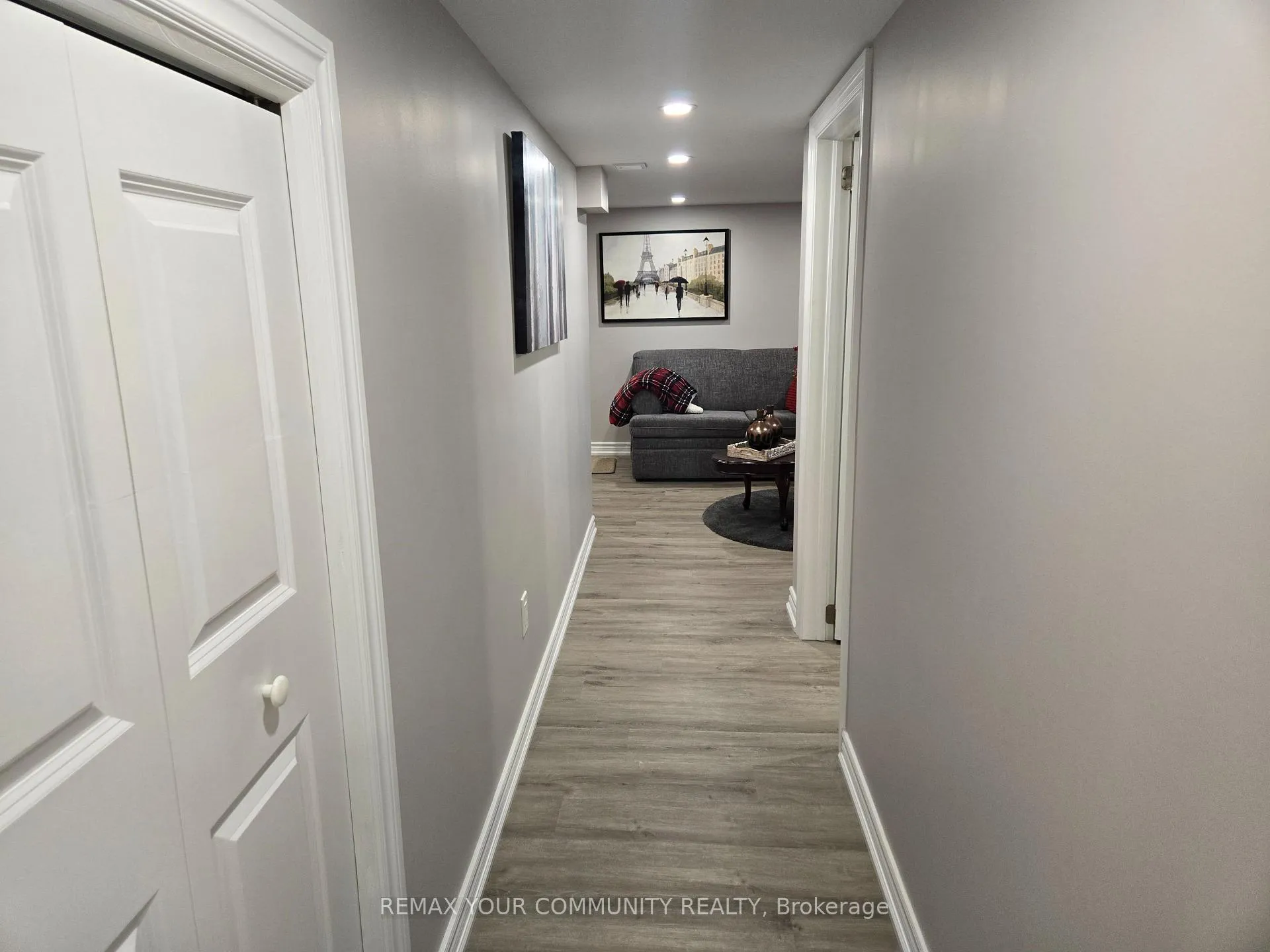 Photo 15 of 19 Ormonde Avenue, St. Catharines, Facer — HOMEH