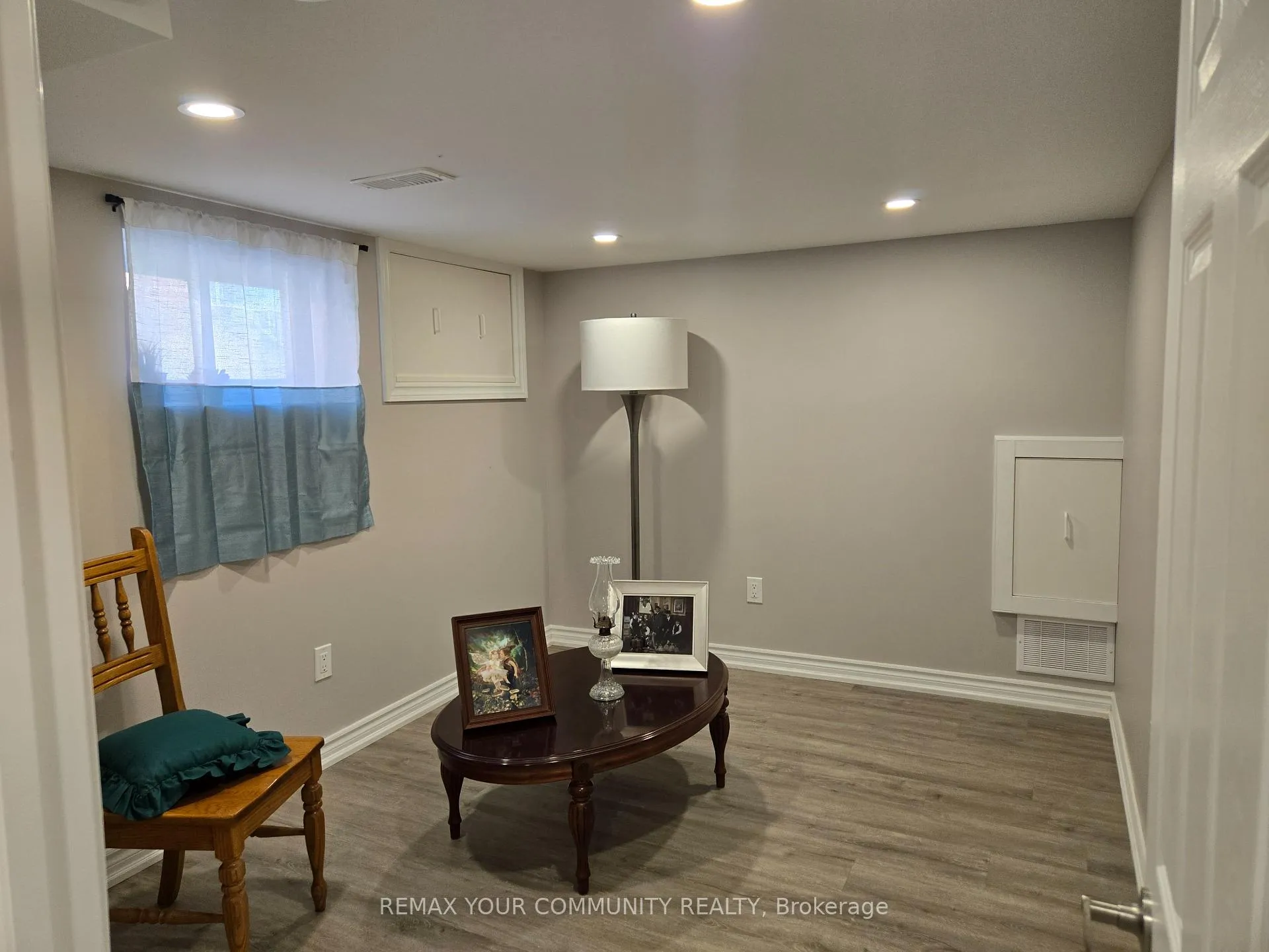 Photo 20 of 19 Ormonde Avenue, St. Catharines, Facer — HOMEH