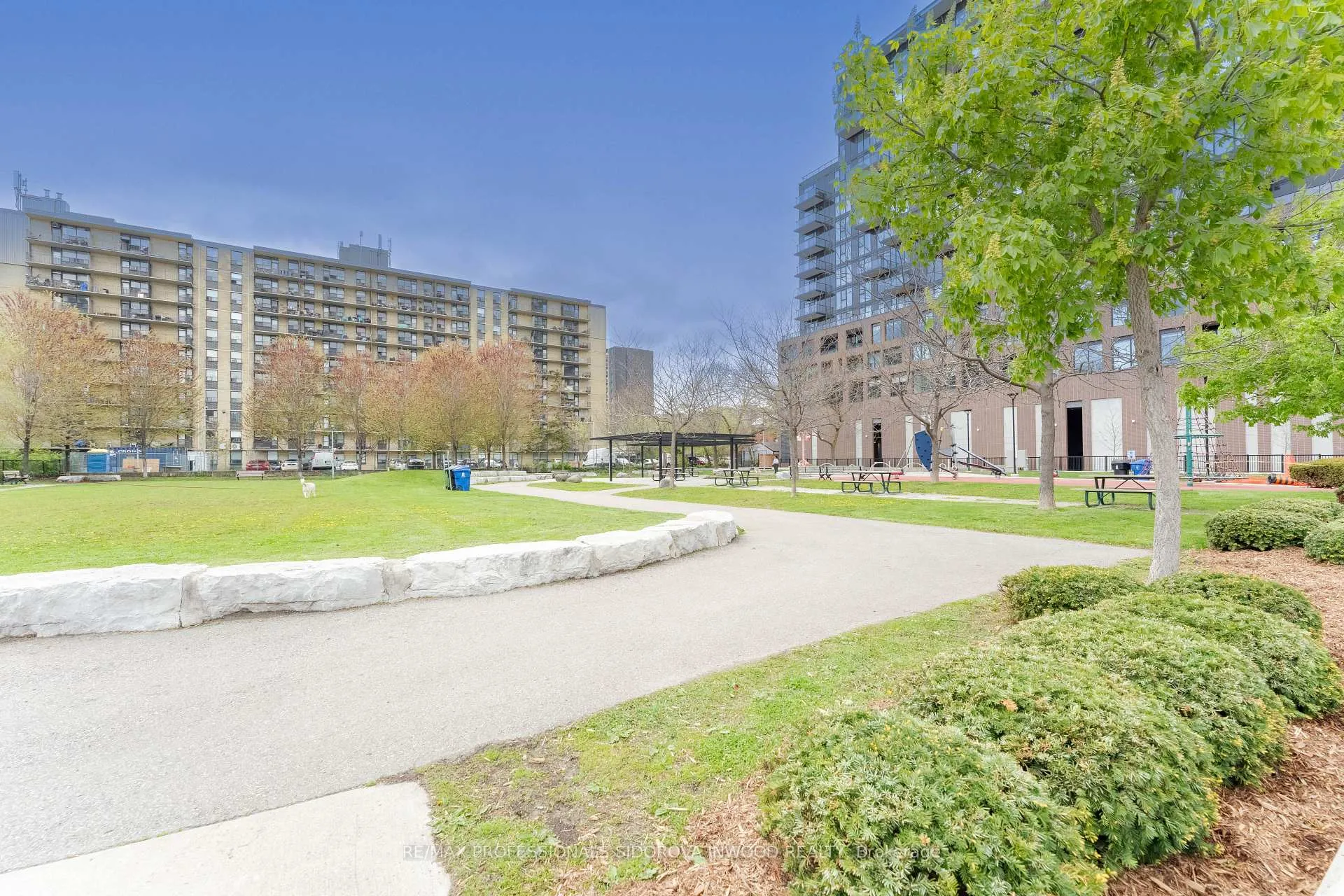 Photo 4 of Unit 515, 270 Dufferin Street, Toronto, South Parkdale — HOMEH