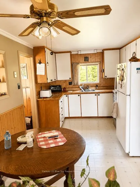 Photo 7 of 7408 Highway 11 N, Temagami — HOMEH